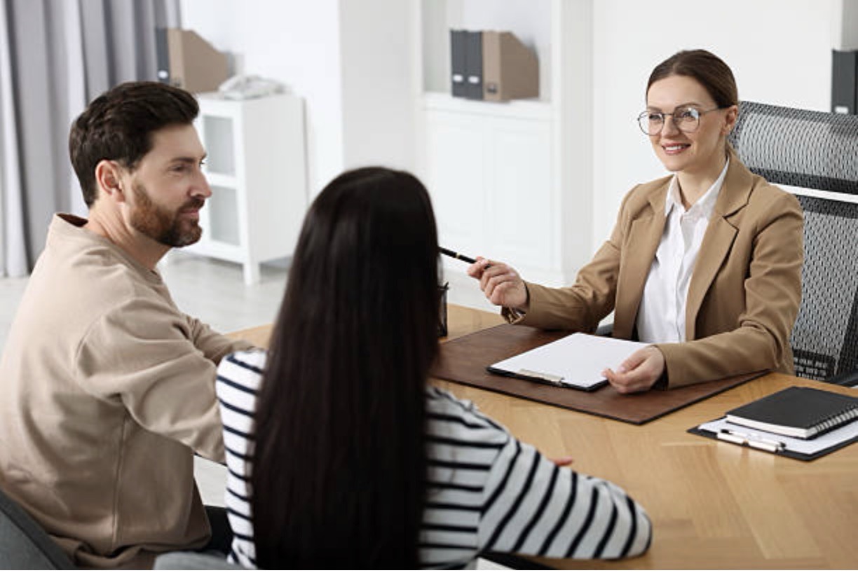 Marriage Visa Lawyer Services: What They Can Do for You